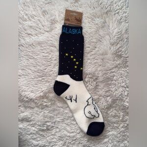 Alaska Polar Bear Sky Crew Socks Men Size 7-12 Acrylic Nylon Spandex Polyester